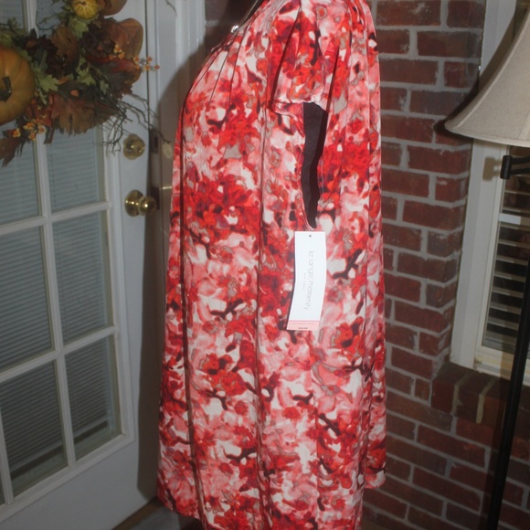 Liz Lange Maternity Tunic size XXL pink black sage floral modified Vneck NEW… - Picture 4 of 6